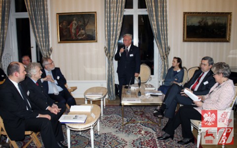 Forum_debata_02