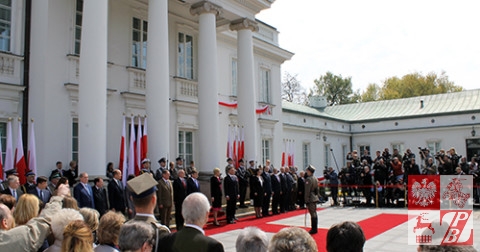 Prezydent_Duda_ odbiera_meldunek _o _gotowosci_kompanii_reprezentacyjnej_WP_do_uroczystosci_Swieta_Flagi