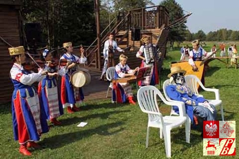festiwal_kultury_polskiej_wolkowysk_zespol_asaloda1