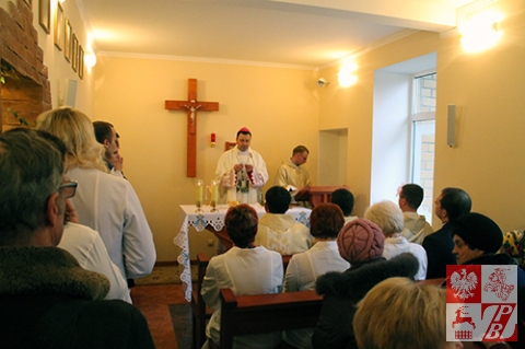 Biskup pomocniczy Diecezji Grodzieńskiej Józef Staniewski celebruje Mszę świętą