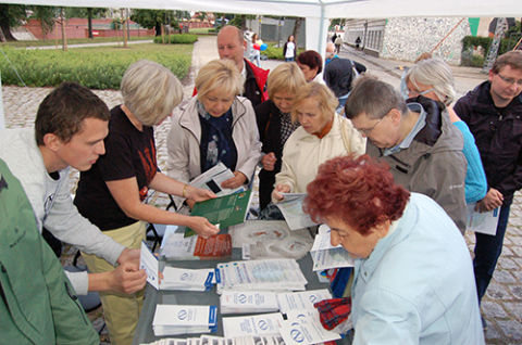 Stoisko Stowarzyszenia ODRA-NIEMEN podczas Festiwalu Kultury Kresowej na Wyspie Słodowej, fot.: Janusz Gajdamowicz
