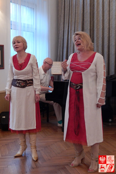 Maryna_Towarnicka_Witalij_Aleszkiewicz_Nadzieja_Bronska